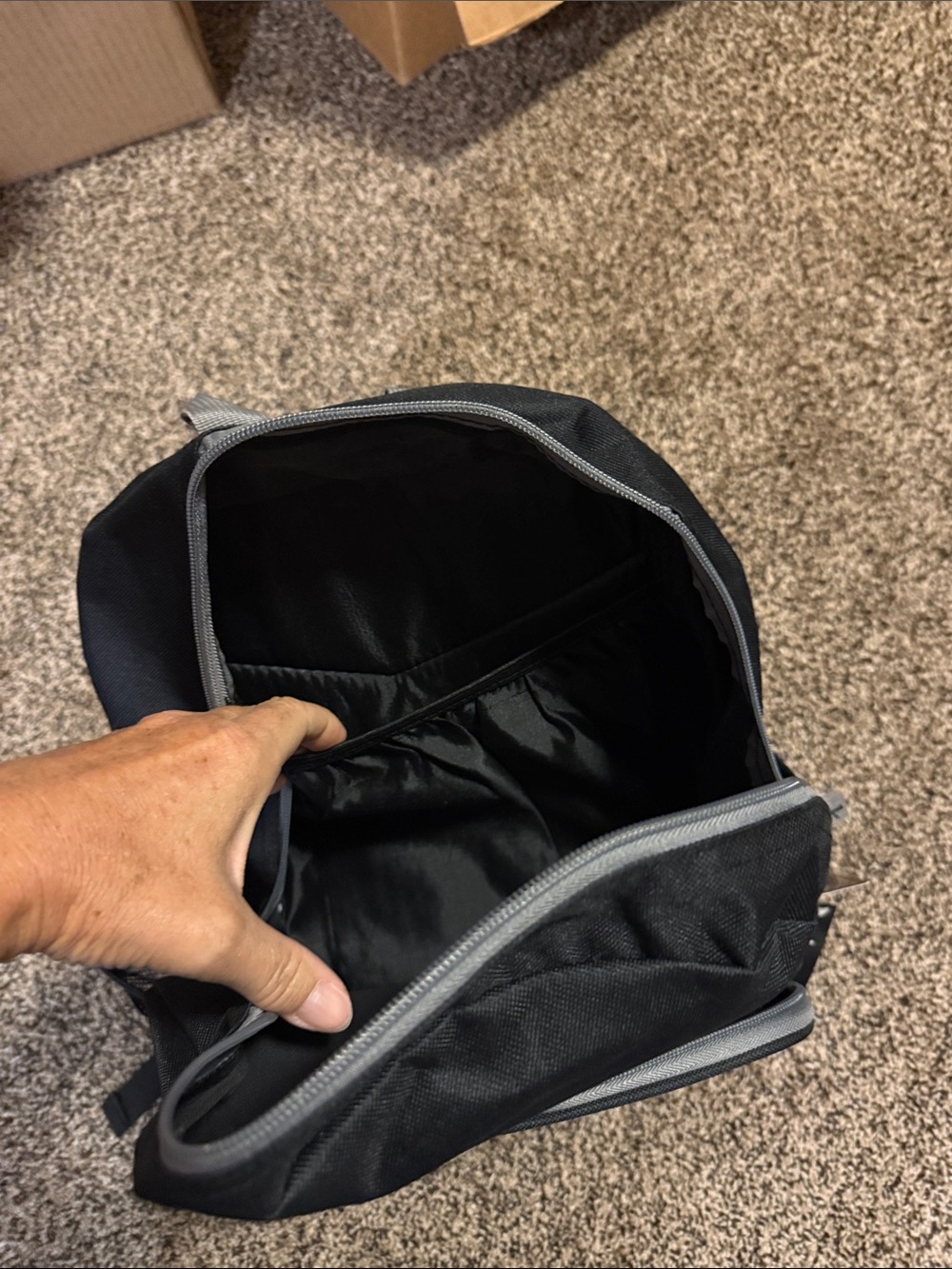 Backpack - Basic Everyday - Picture 3 of 7